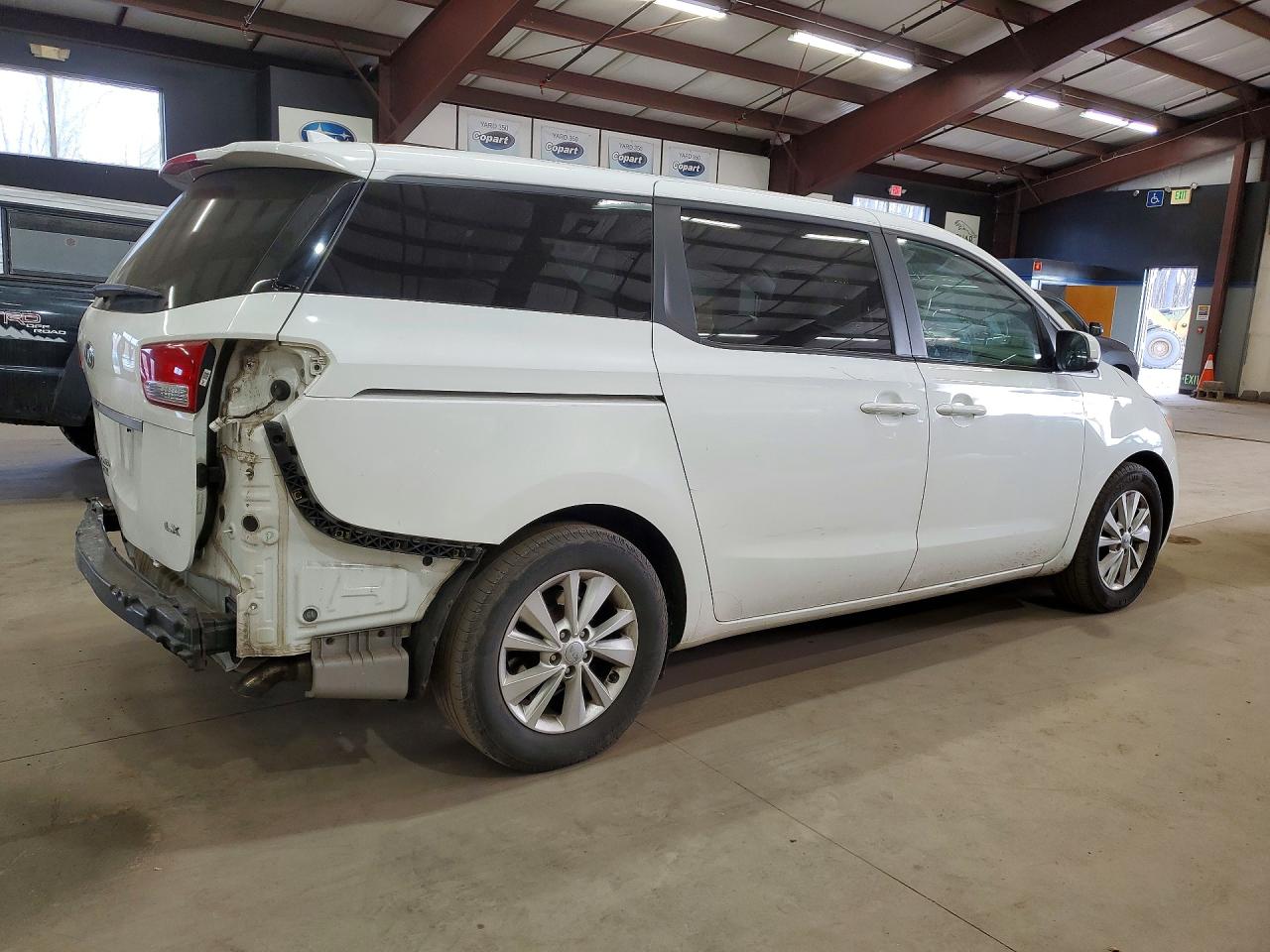 KIA SEDONA 2017 — 4