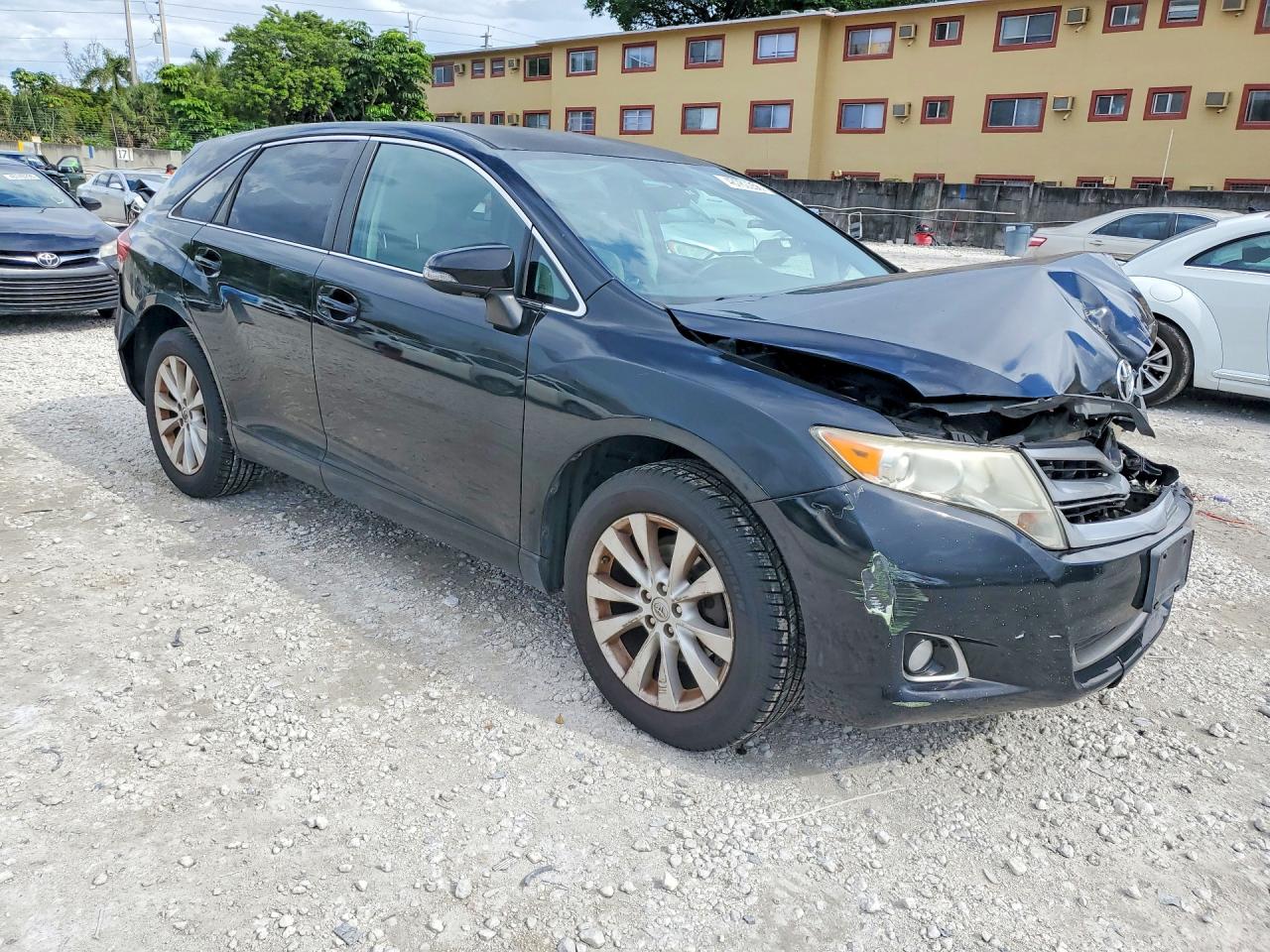 2013 TOYOTA VENZA LE
