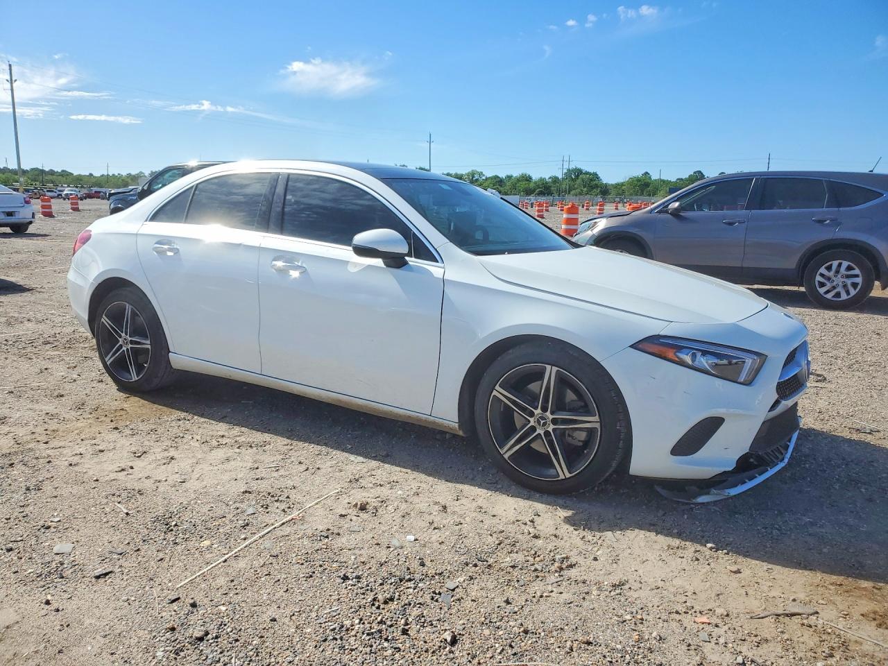 2020 MERCEDES-BENZ A 220