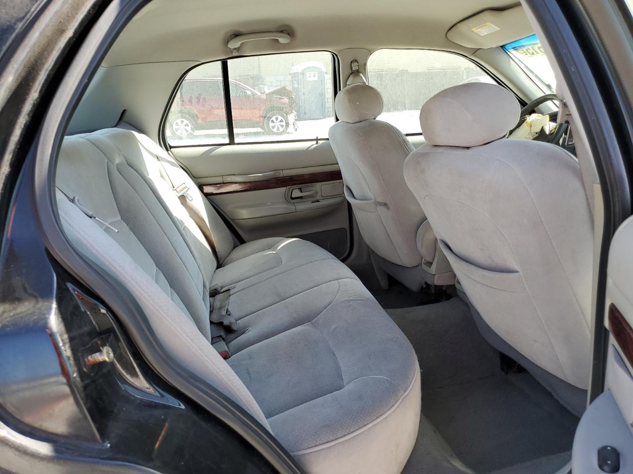 MERCURY GRAND MARQUIS 2002 — 11