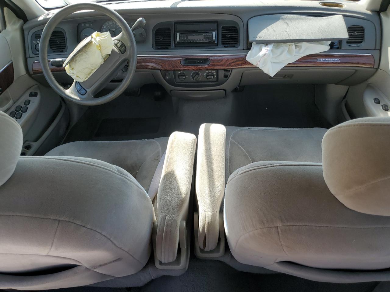 MERCURY GRAND MARQUIS 2002 — 9