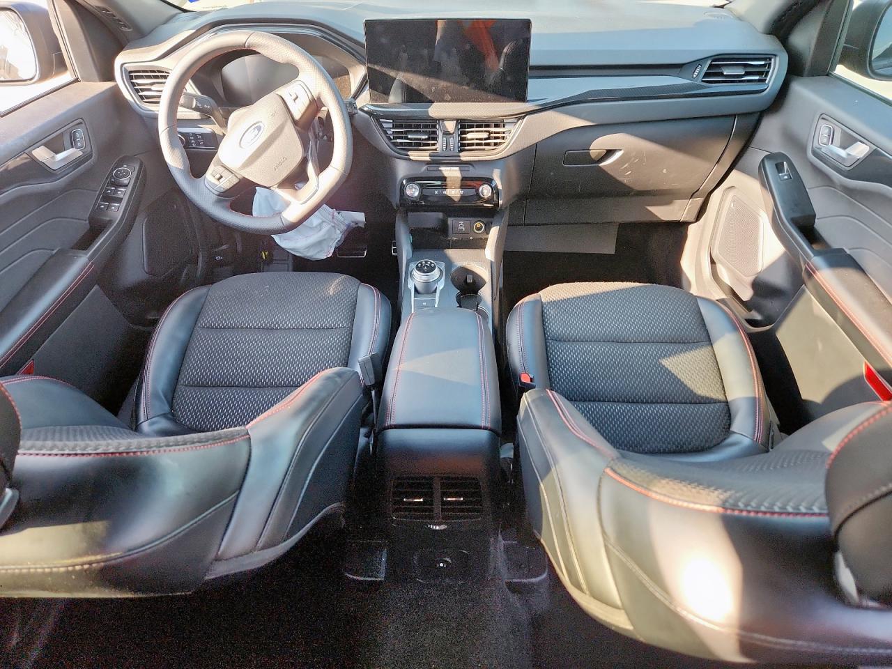 FORD ESCAPE 2024 — 9