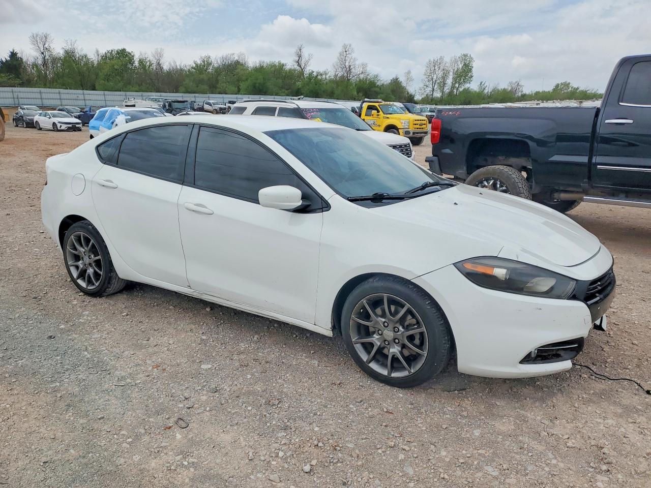 2014 DODGE DART SXT