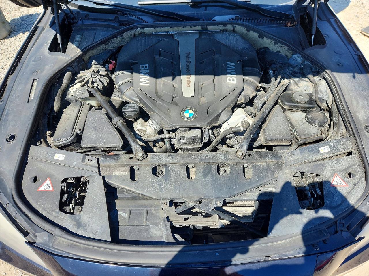 BMW 750 2012 — 12
