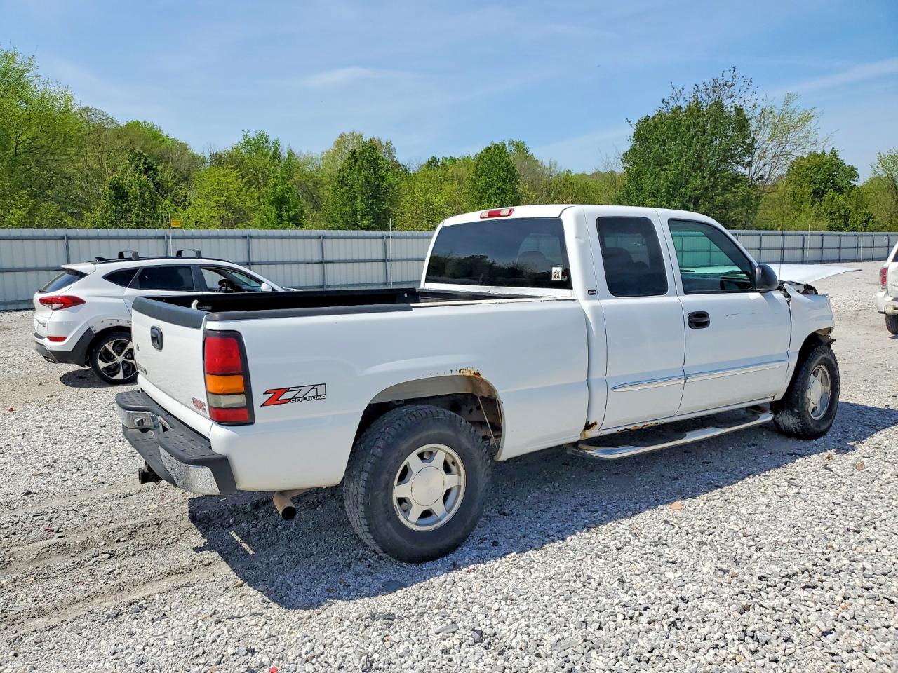 GMC NEW SIERRA 2004 — 4