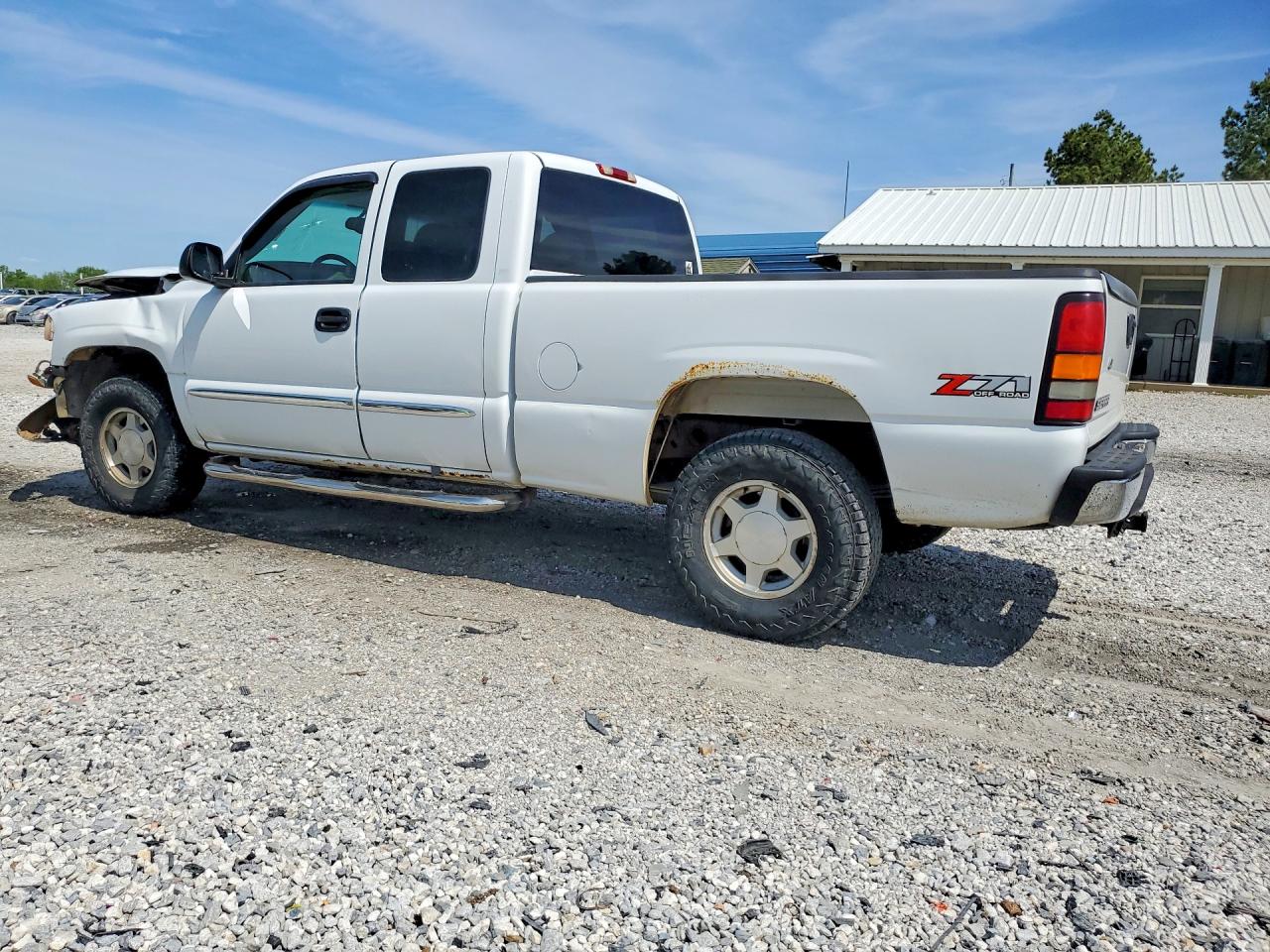 GMC NEW SIERRA 2004 — 3