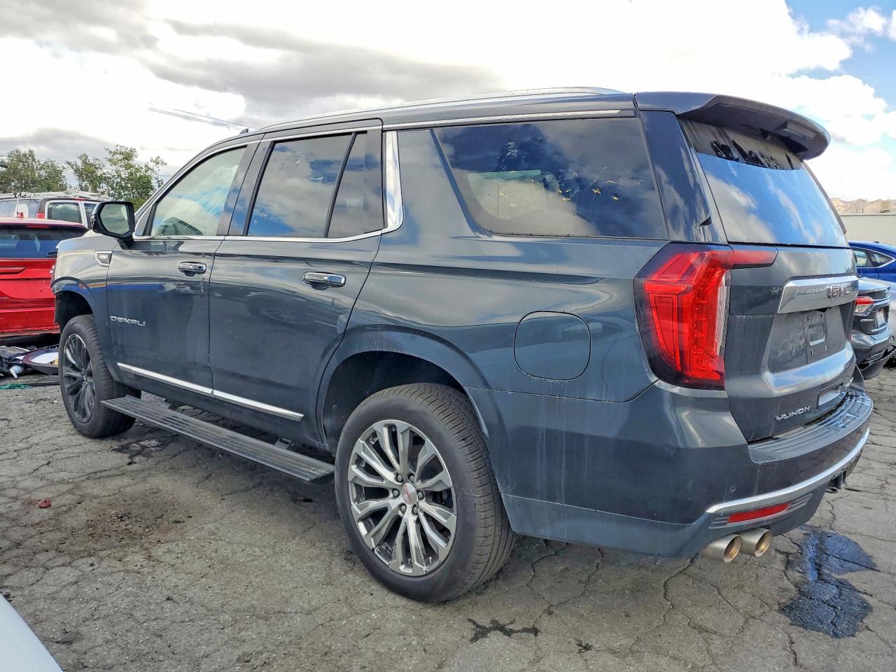 GMC YUKON 2022 — 3