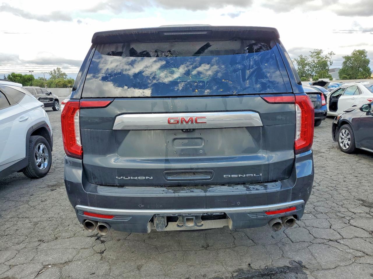 GMC YUKON 2022 — 7