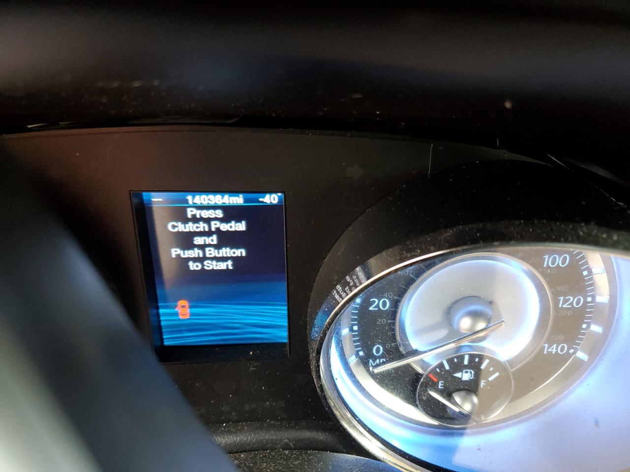 CHRYSLER 300 2012 — 10