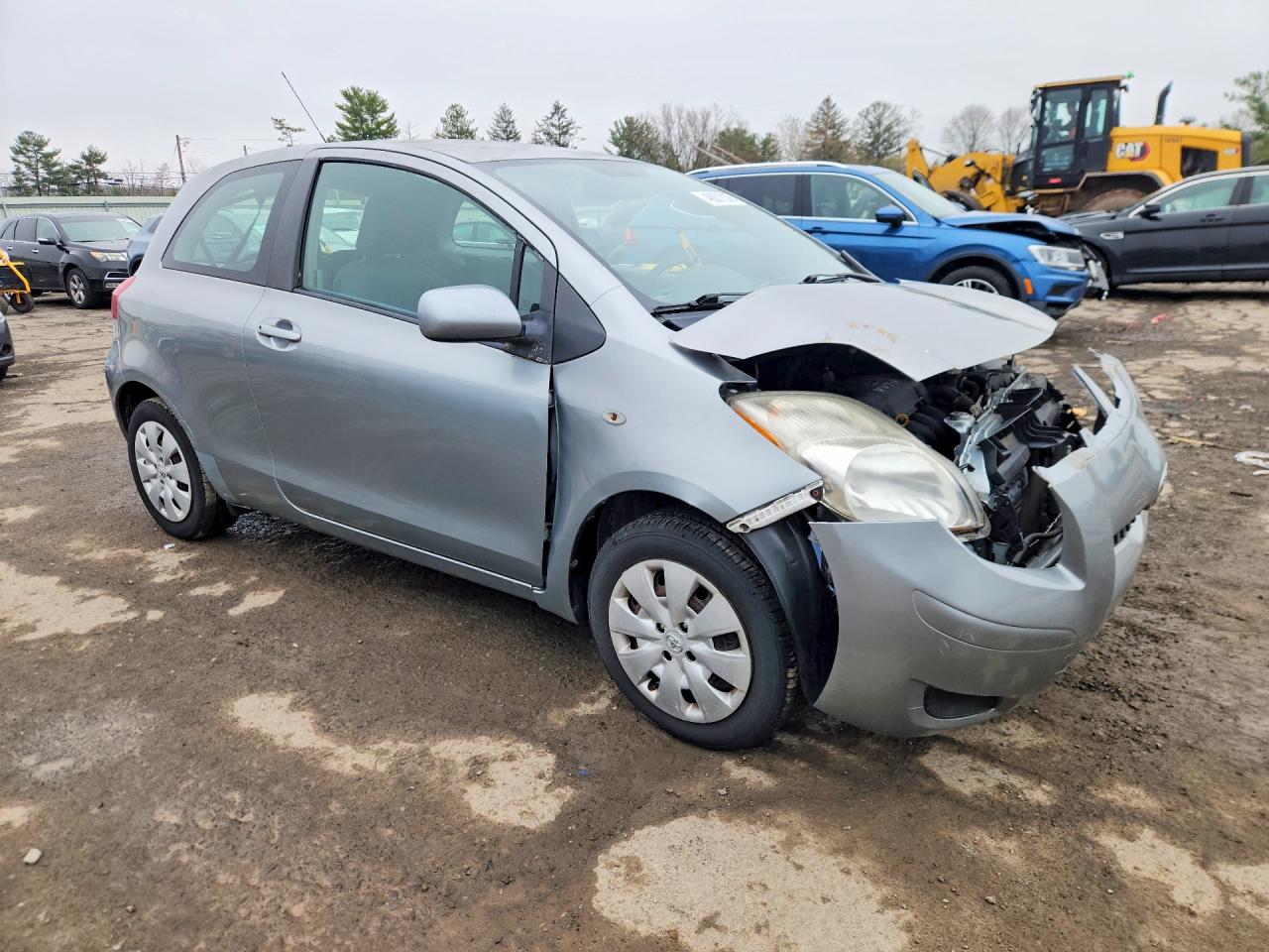 TOYOTA YARIS 2010 — 5