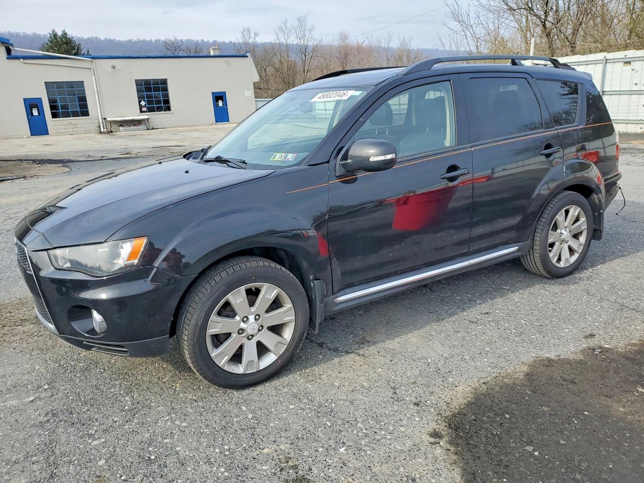 MITSUBISHI OUTLANDER 2013 — 2