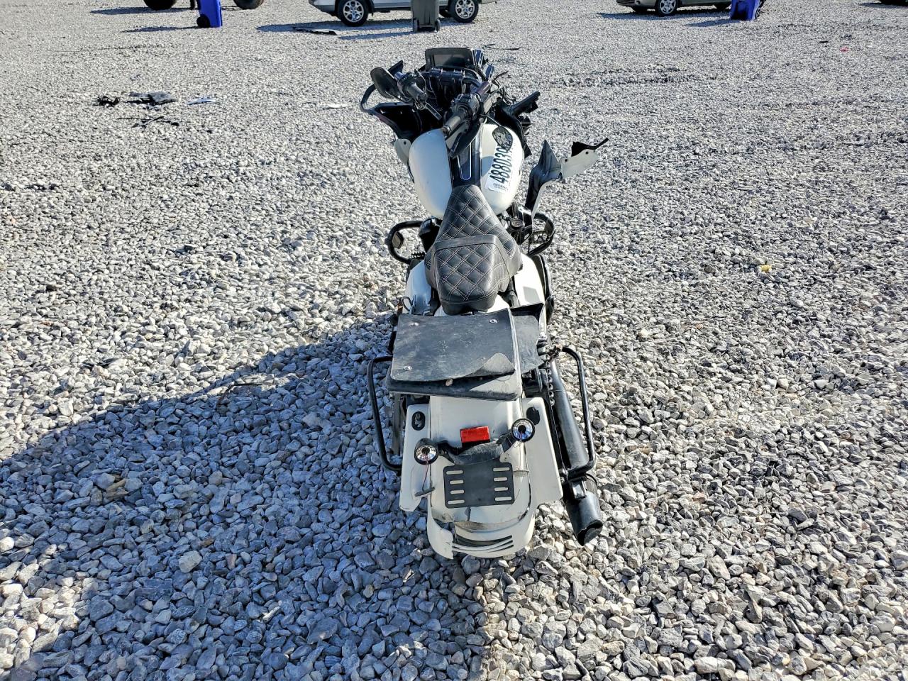 HARLEY-DAVIDSON FLTRXS 2018 — 5