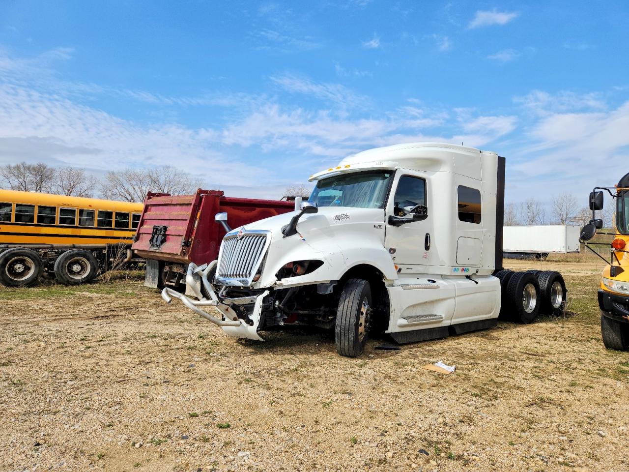 INTERNATIONAL LT625 2022 — 3