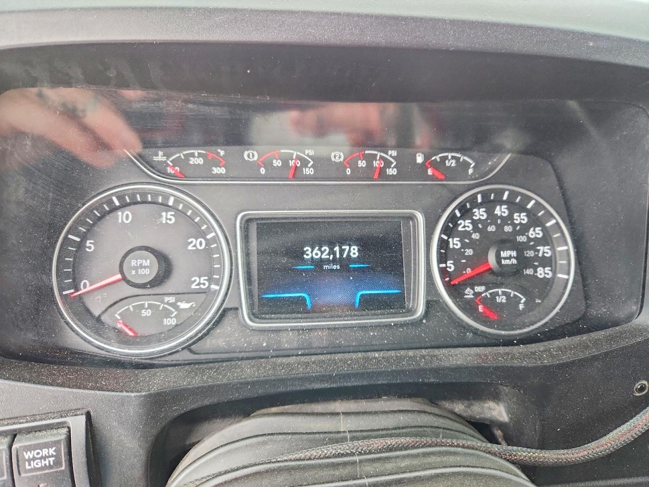 INTERNATIONAL LT625 2022 — 9
