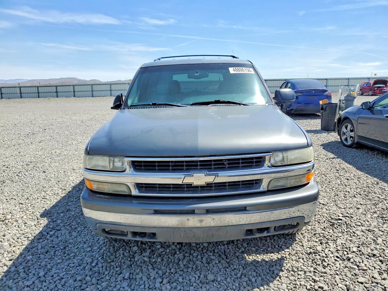 CHEV TAHOE 2001 — 6