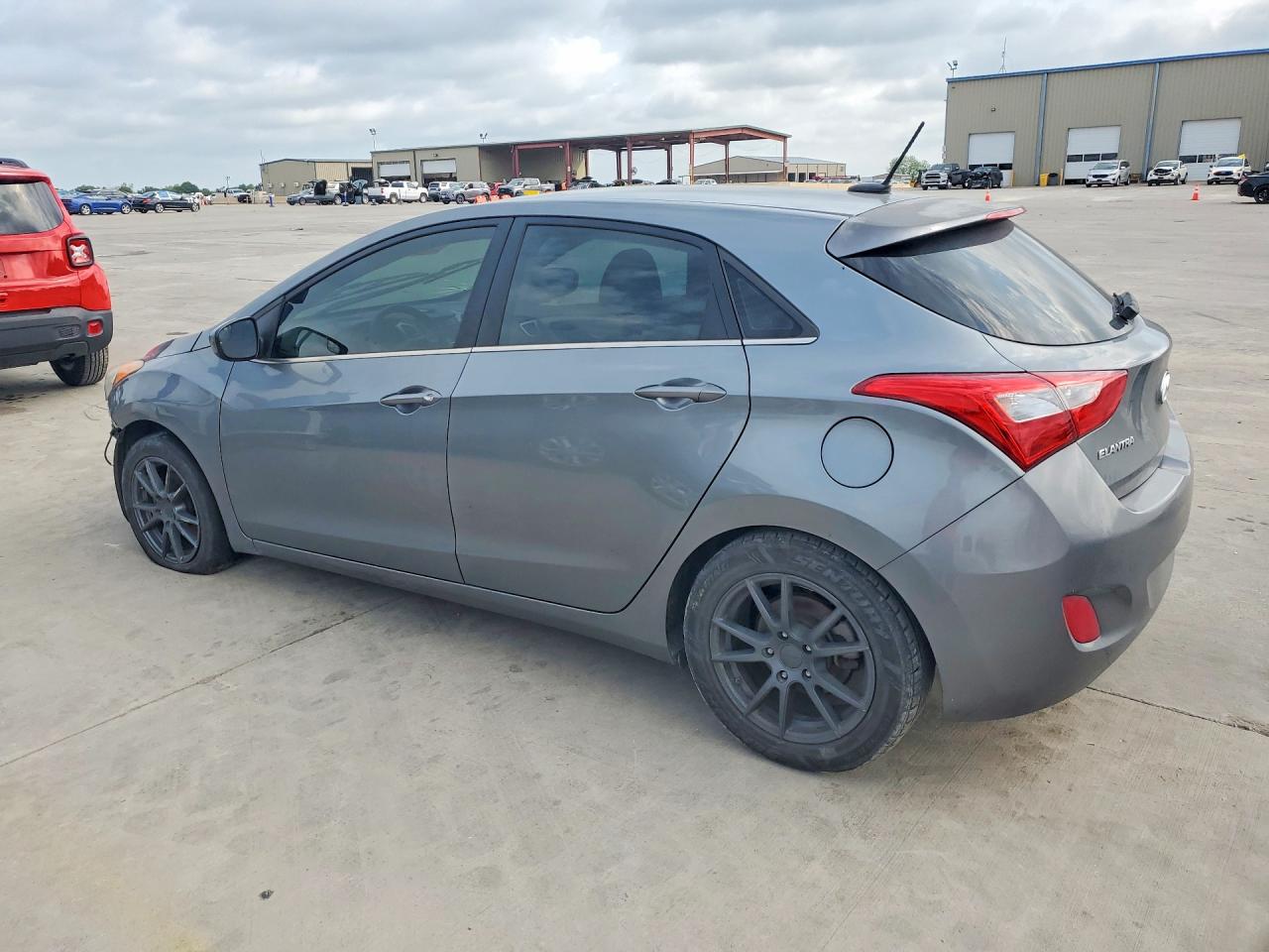 HYUNDAI ELANTRA GT 2016 — 3