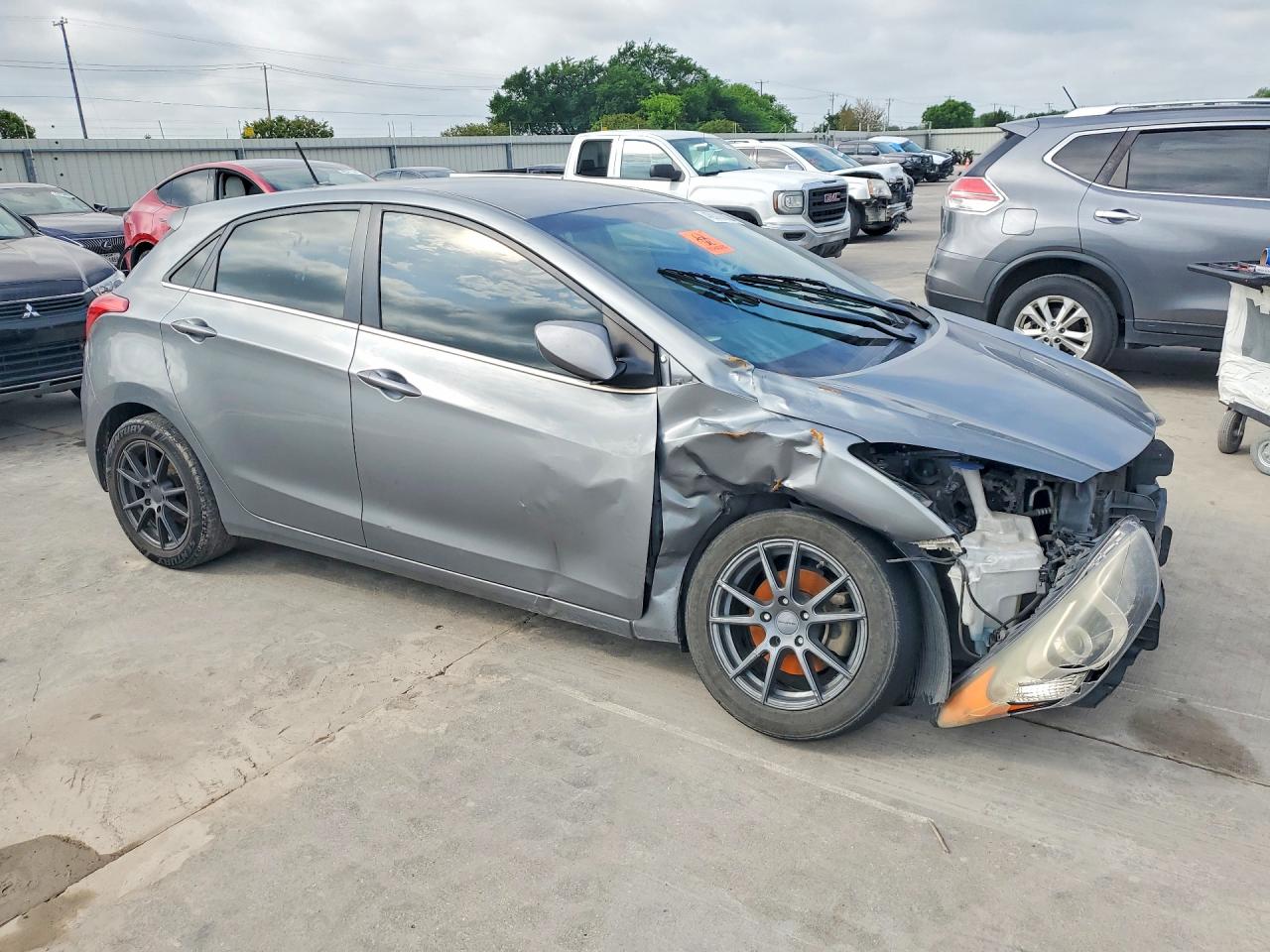 HYUNDAI ELANTRA GT 2016 — 5
