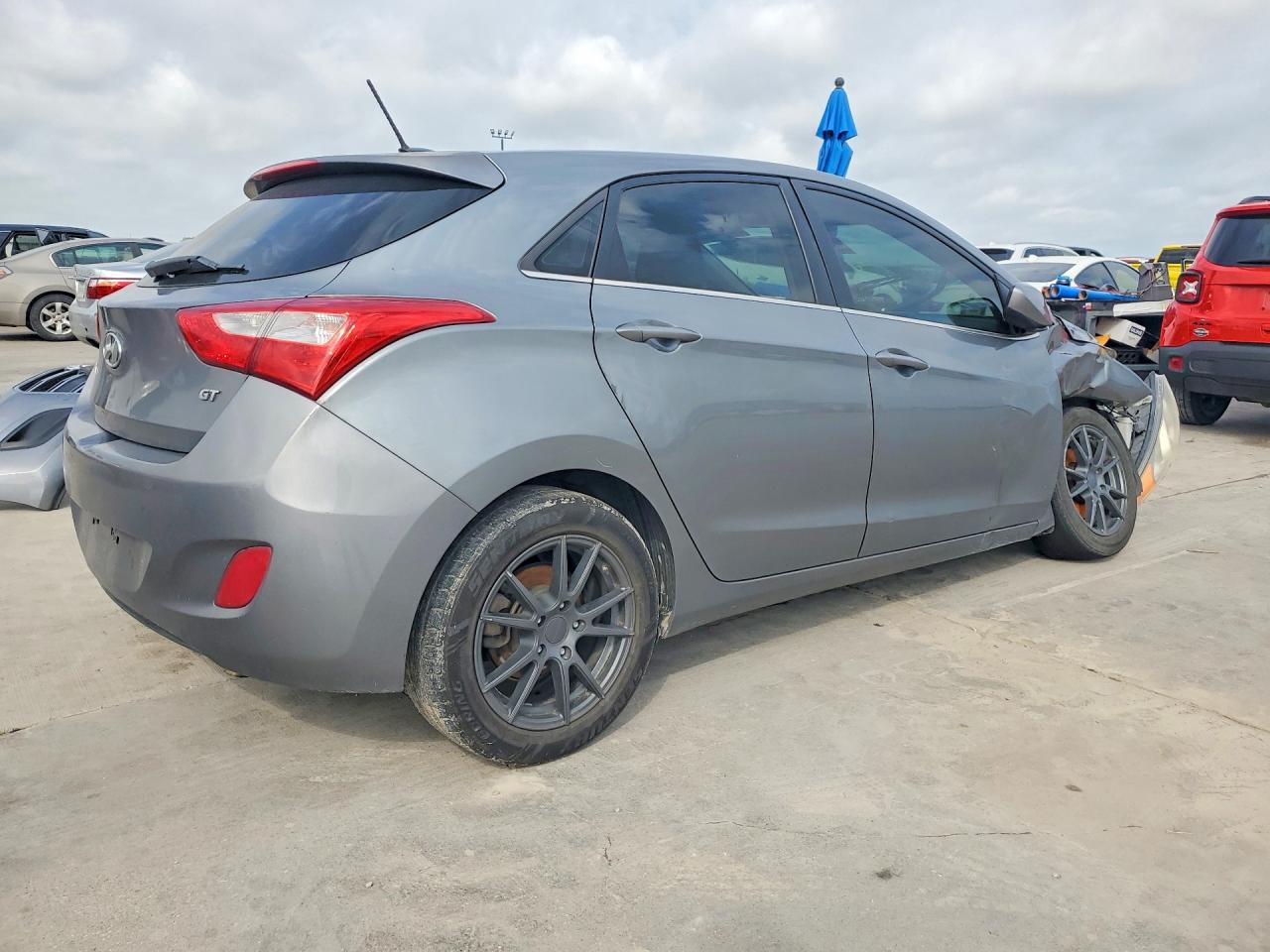 HYUNDAI ELANTRA GT 2016 — 4