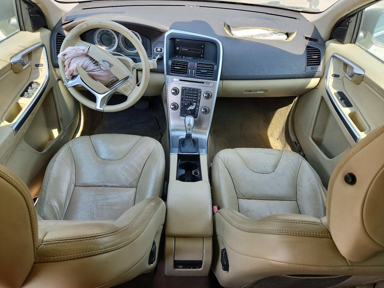 VOLVO XC60 2013 — 9