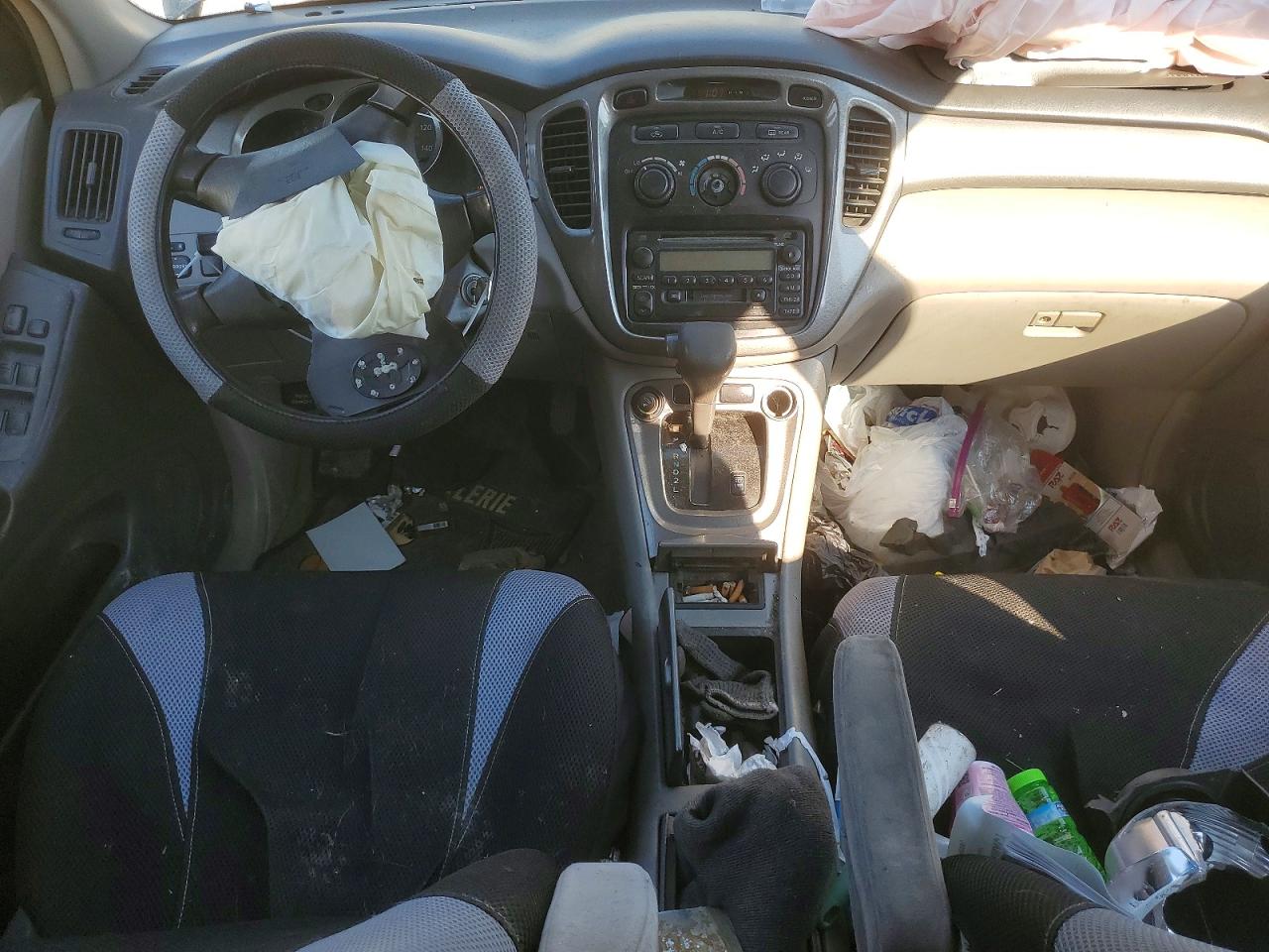 TOYOTA HIGHLANDER 2002 — 9