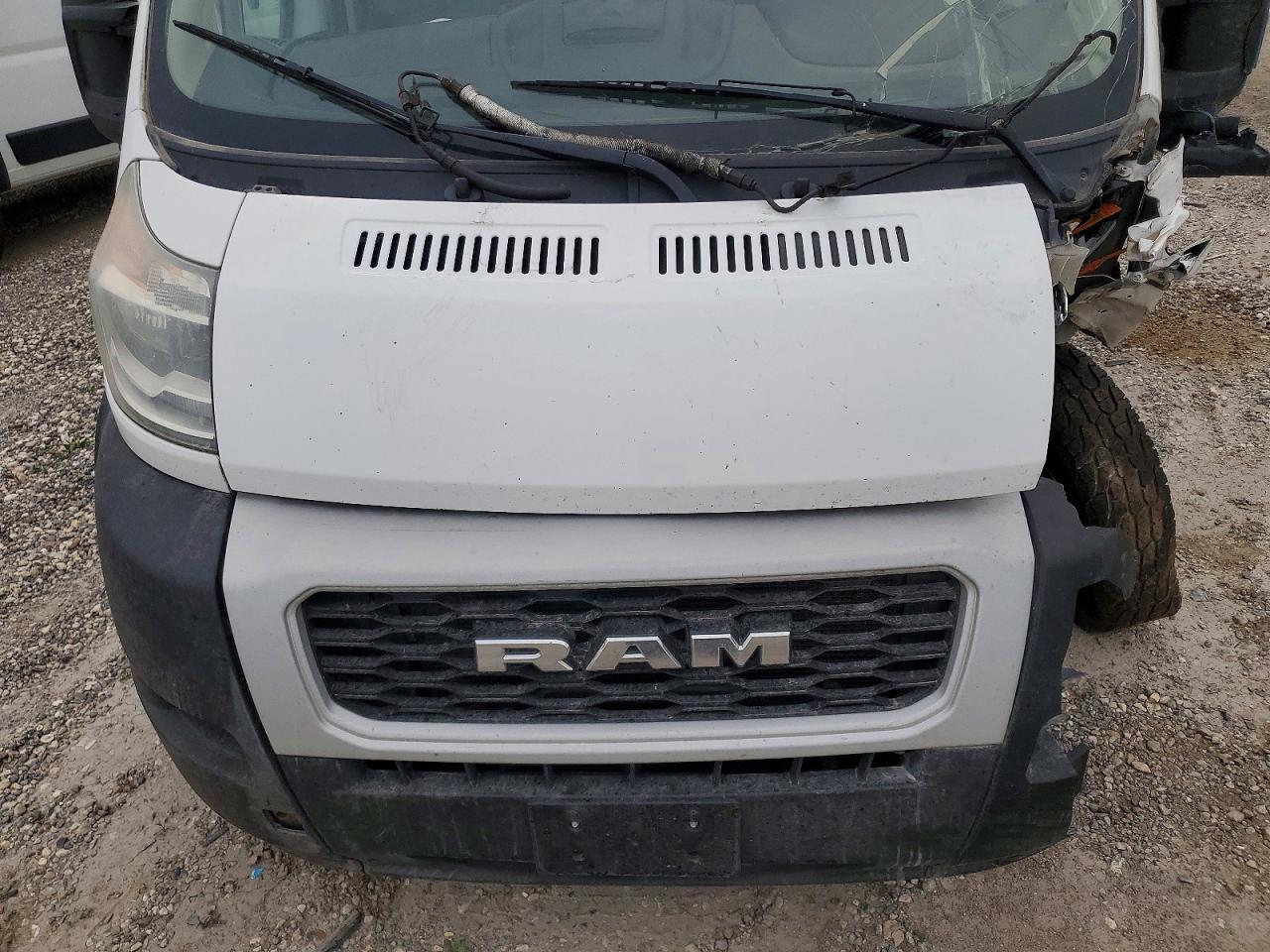RAM PROMASTER 3500 2021 — 13