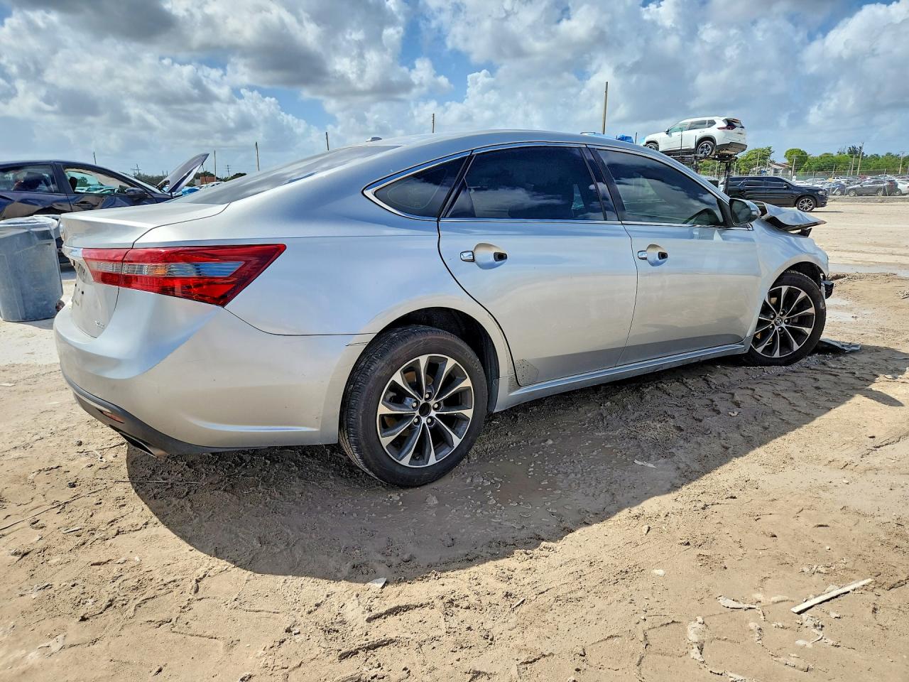 TOYOTA AVALON 2016 — 4
