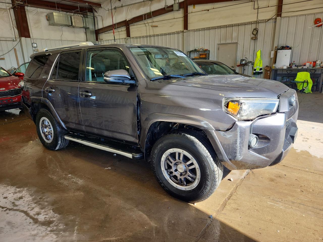 TOYOTA 4RUNNER 2015 — 5