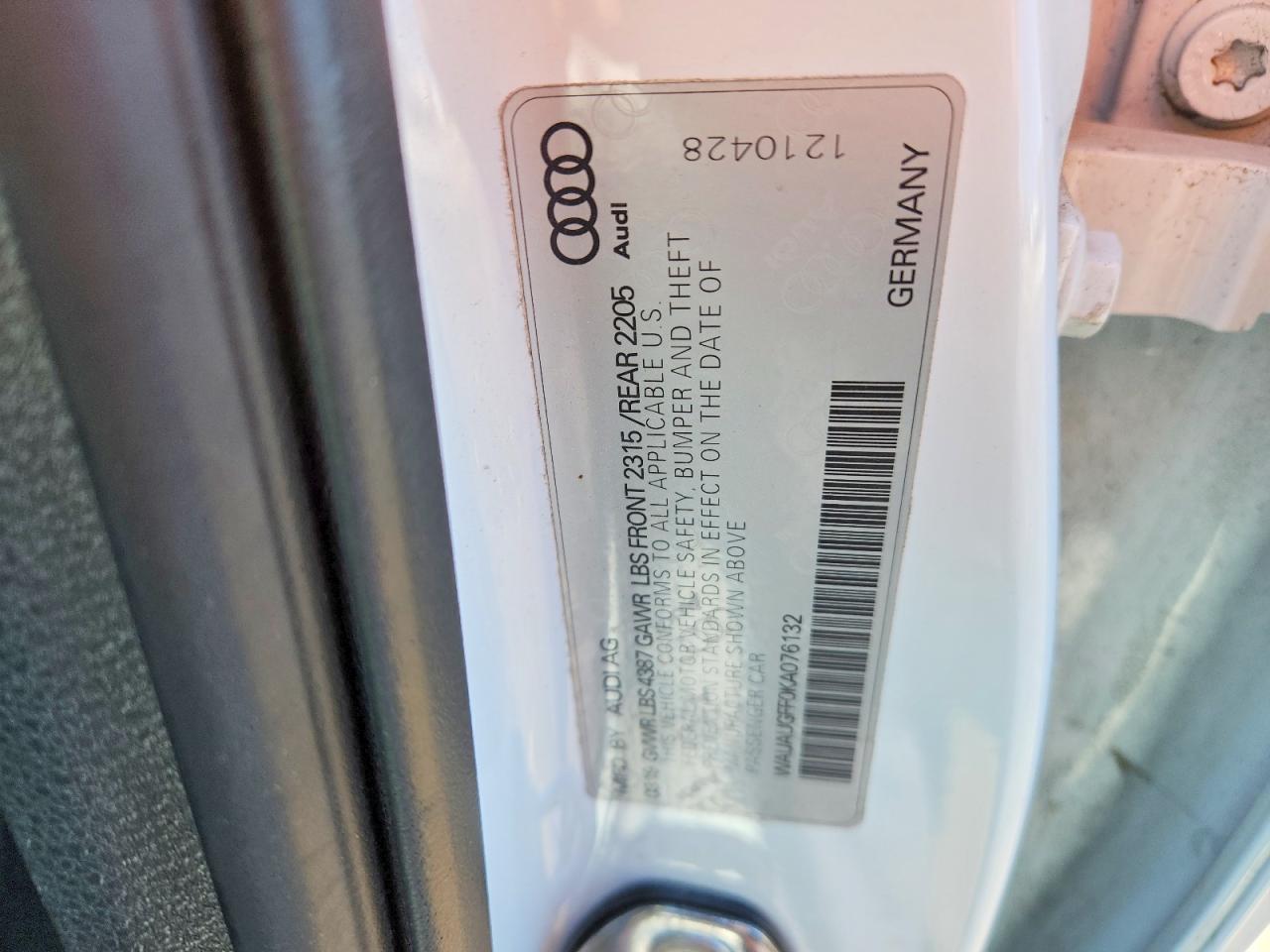 AUDI A3 2019 — 13