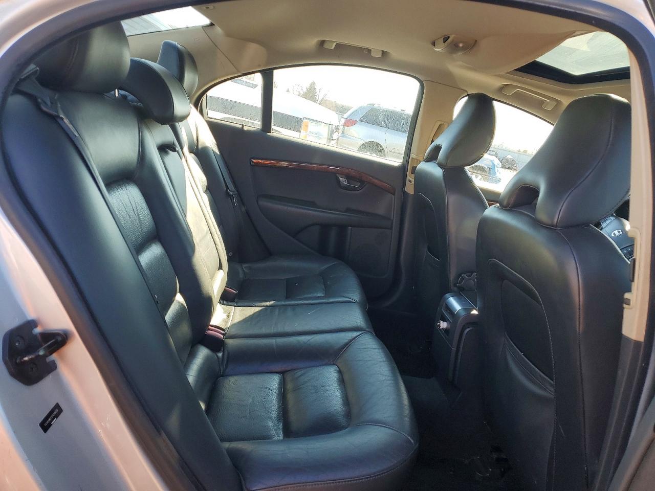 VOLV S80 2007 — 11