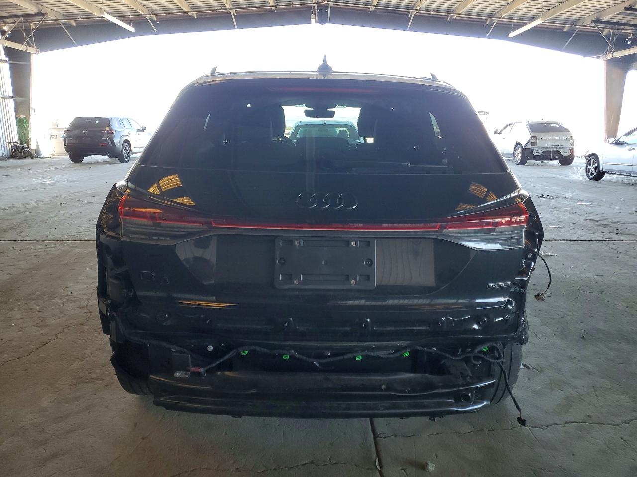 AUDI Q4 E-TRON 2024 — 7