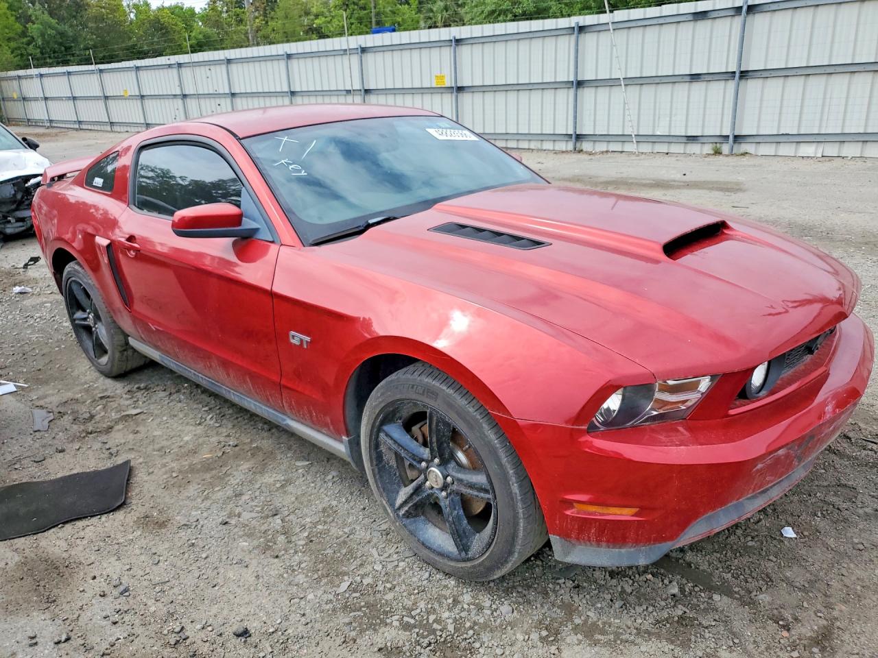 FORD MUSTANG 2010 — 5