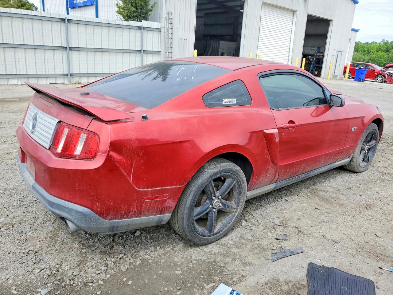 FORD MUSTANG 2010 — 4