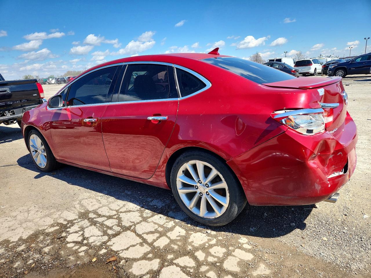 BUICK VERANO 2013 — 3