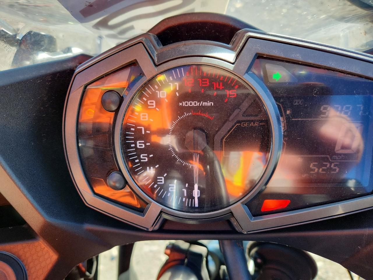 KAWASAKI EX400 2022 — 8