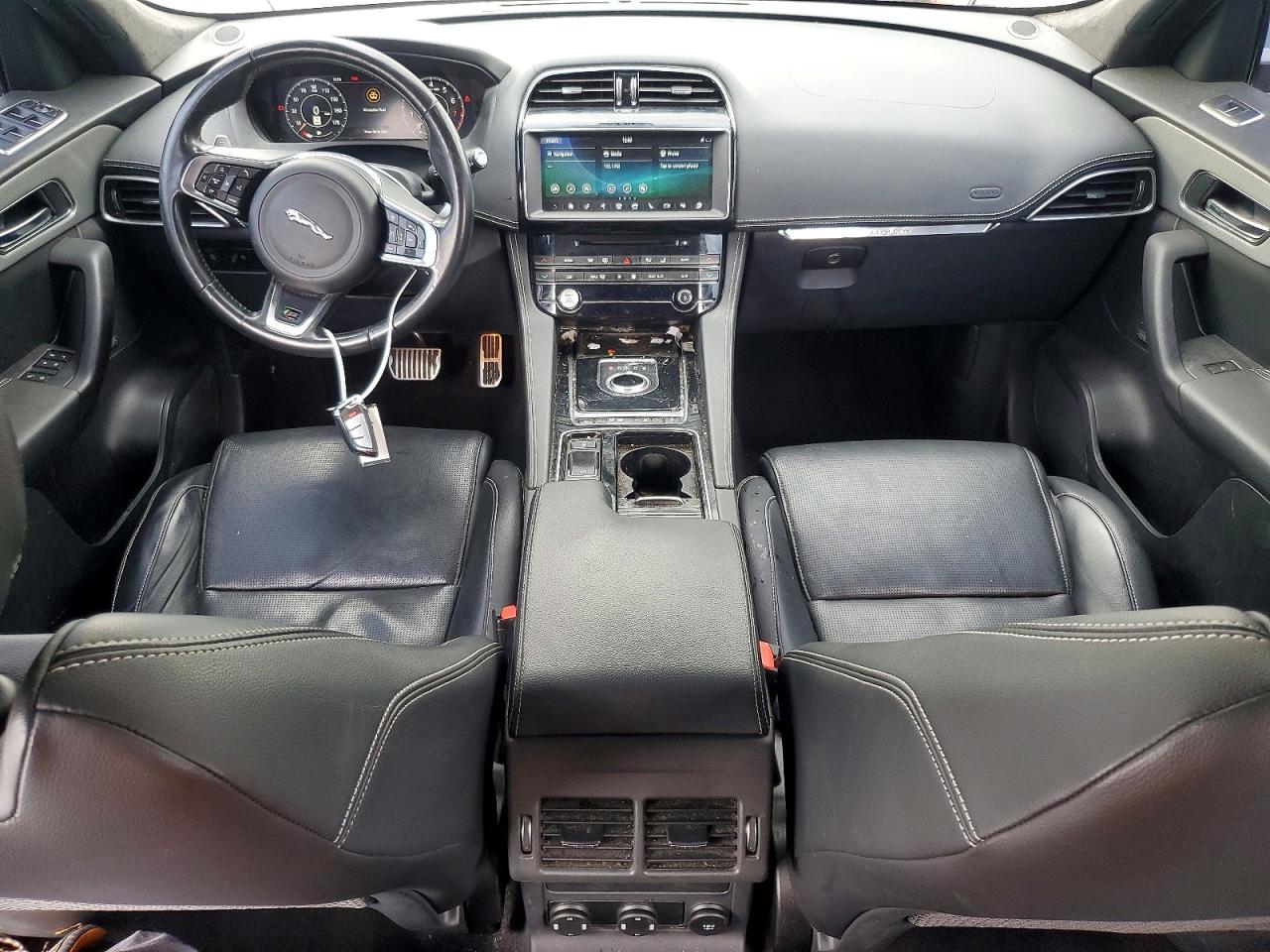 JAGUAR F-PACE 2020 — 9