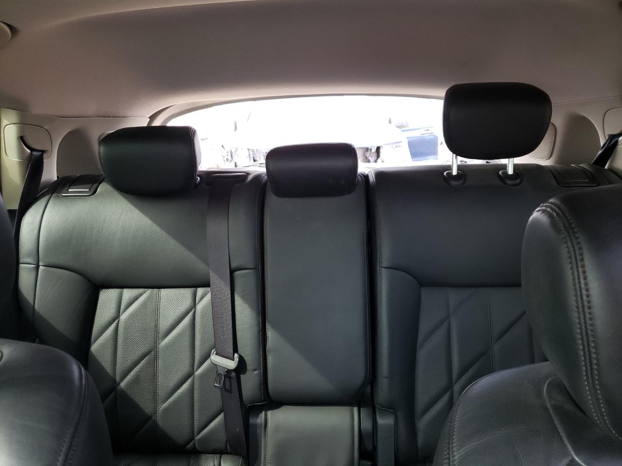INFINITI FX35 2010 — 11