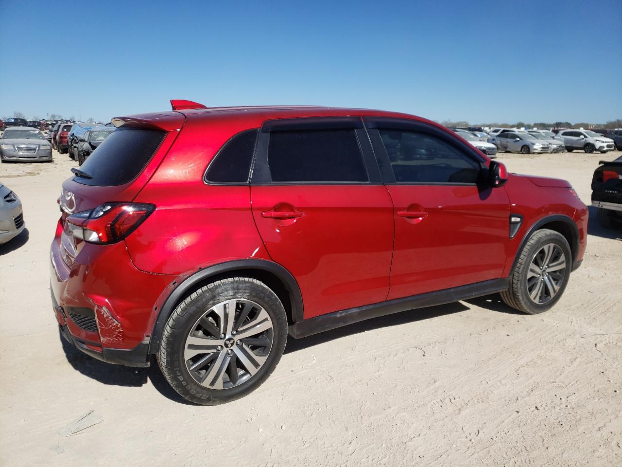 MITSUBISHI OUTLANDER SPORT 2020 — 4