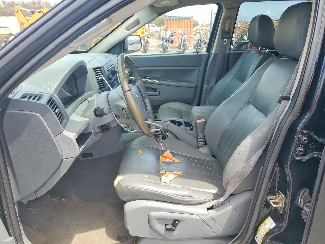 JEEP GRAND CHEROKEE 2006 — 8