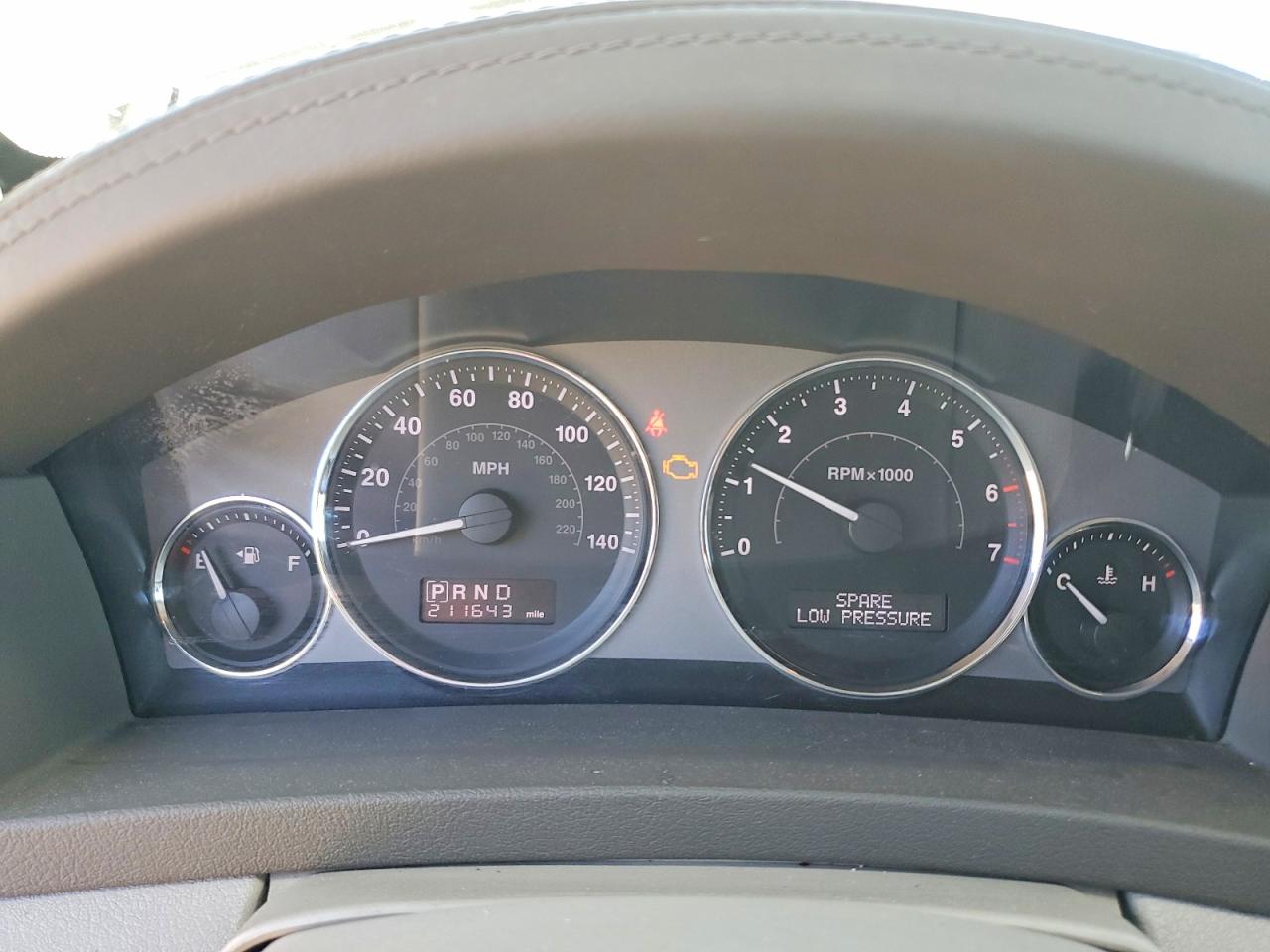 JEP GRAND CHEROKEE 2010 — 10
