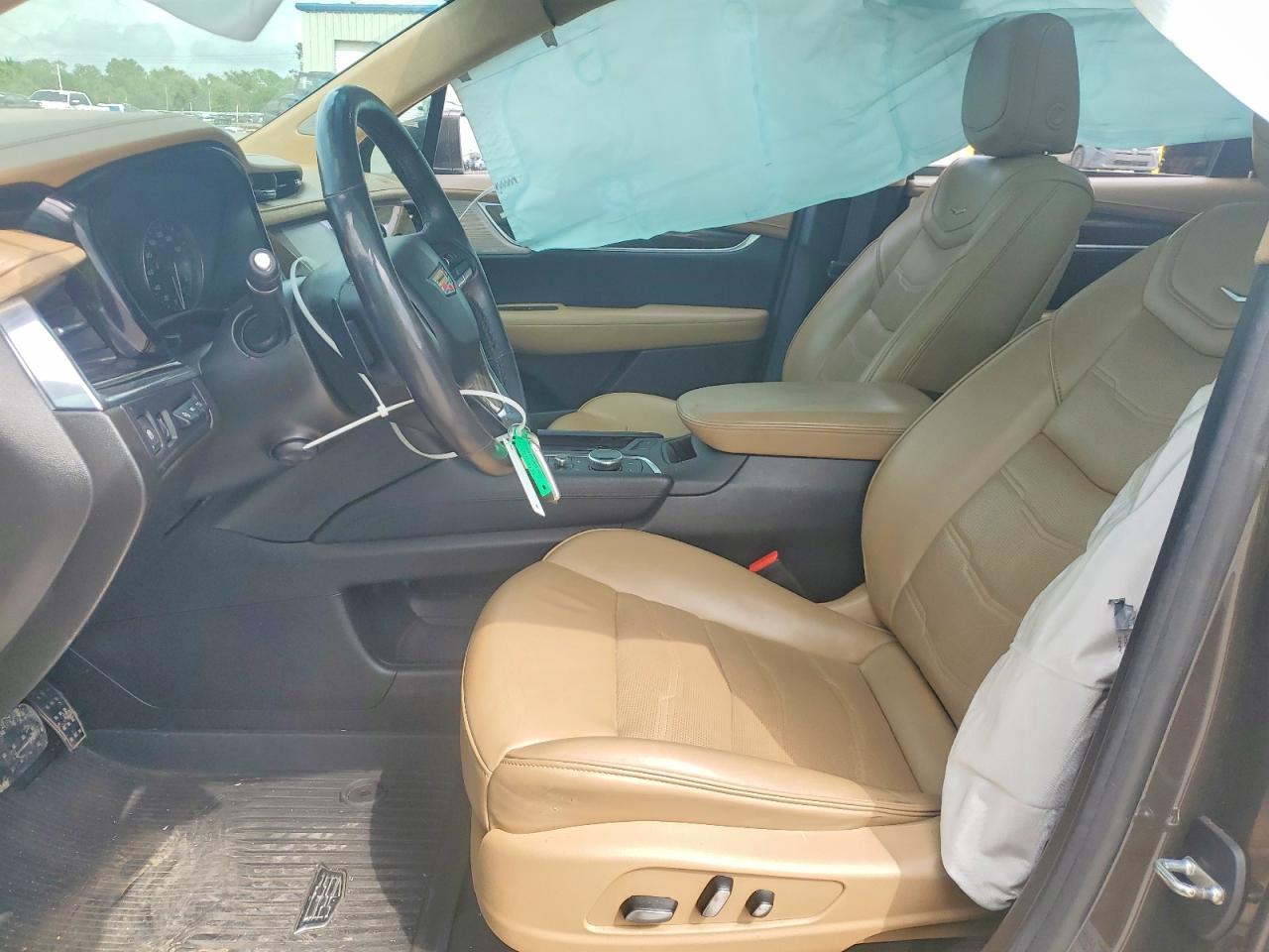 CADILLAC XT6 2020 — 8