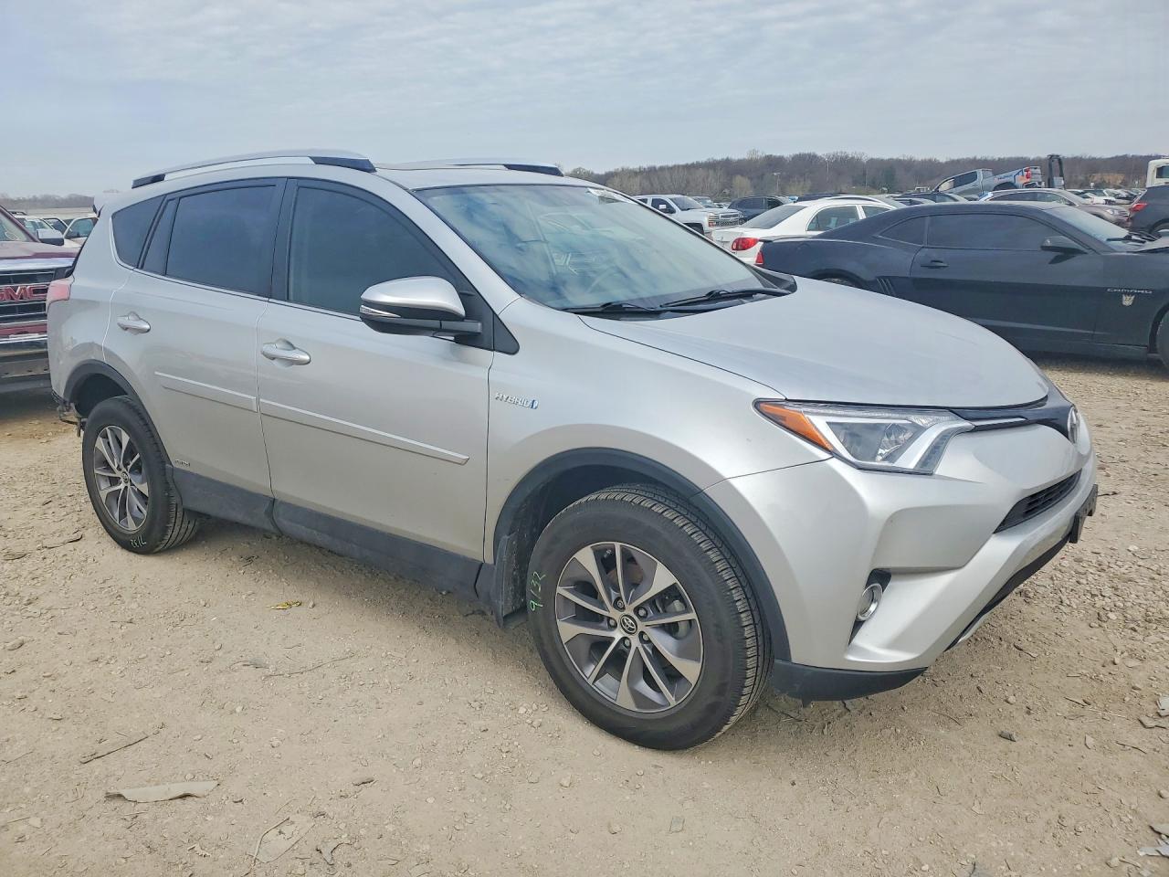 TOYOTA RAV4 HV 2016 — 5