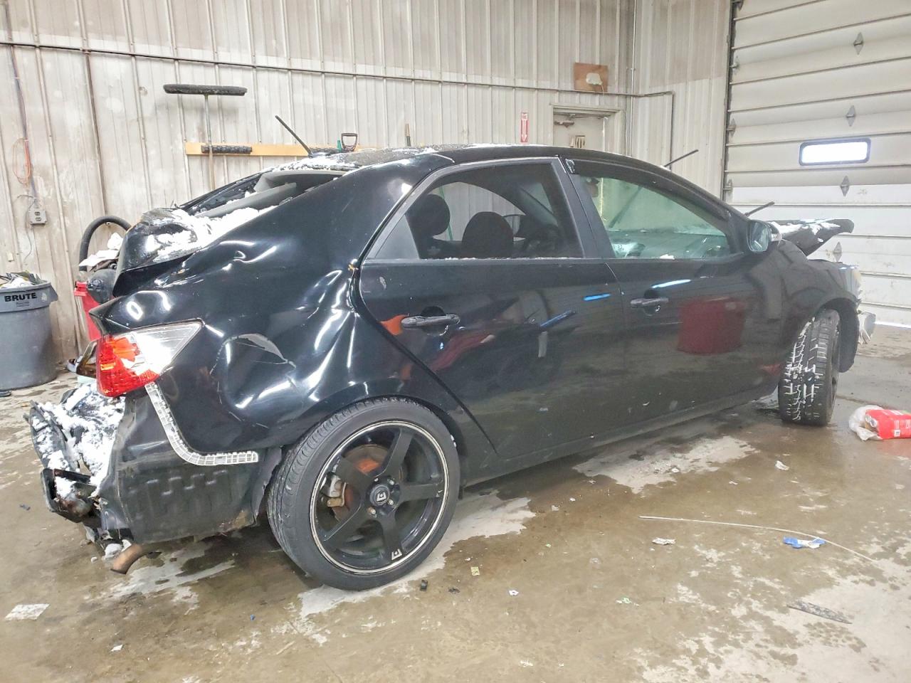 KIA FORTE 2010 — 4