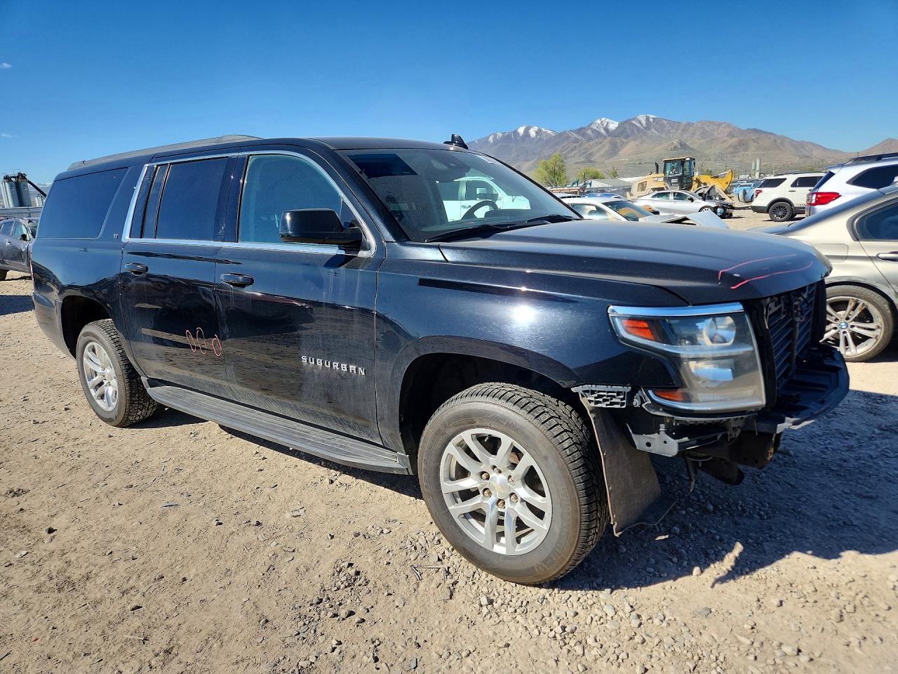 CHEVROLET SUBURBAN 2019 — 5