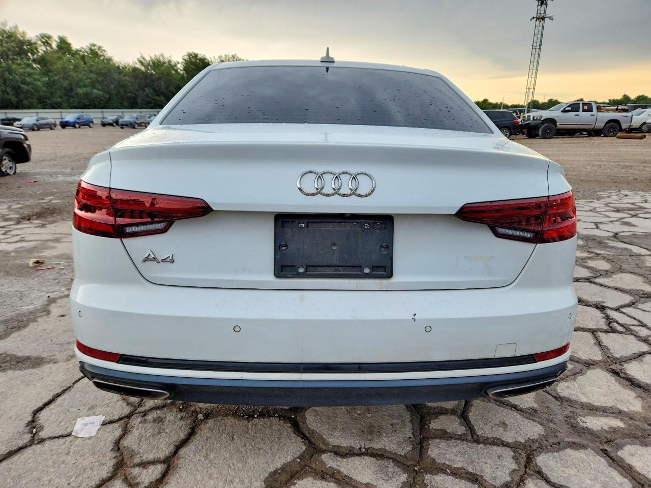AUDI A4 2019 — 7