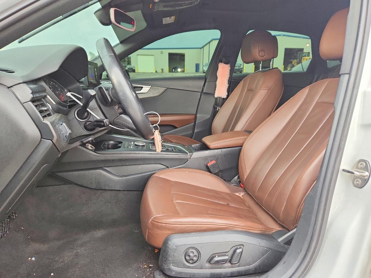 AUDI A4 2019 — 8