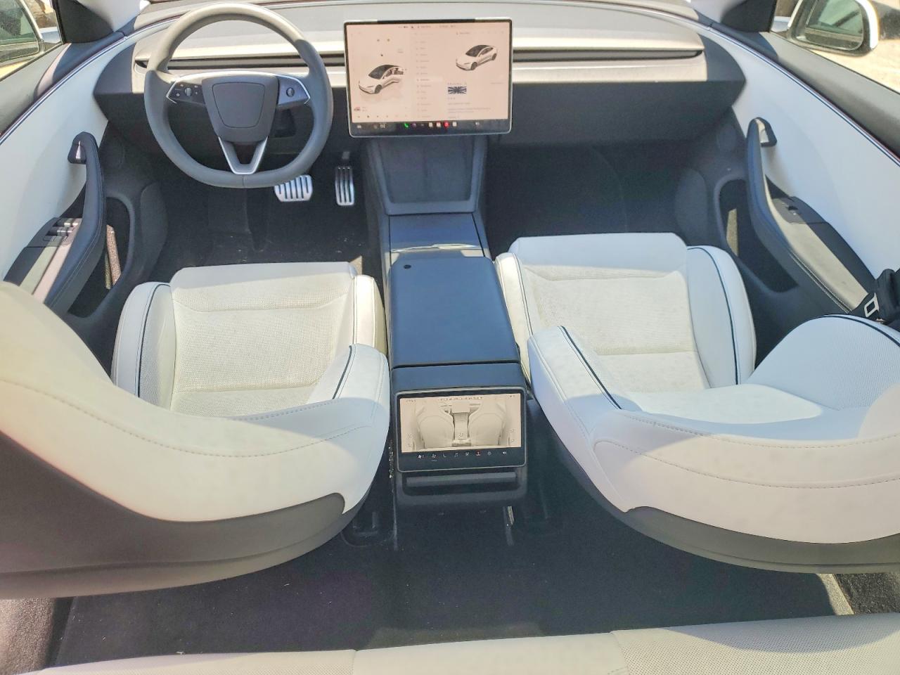 TESLA MODEL 3 2024 — 9