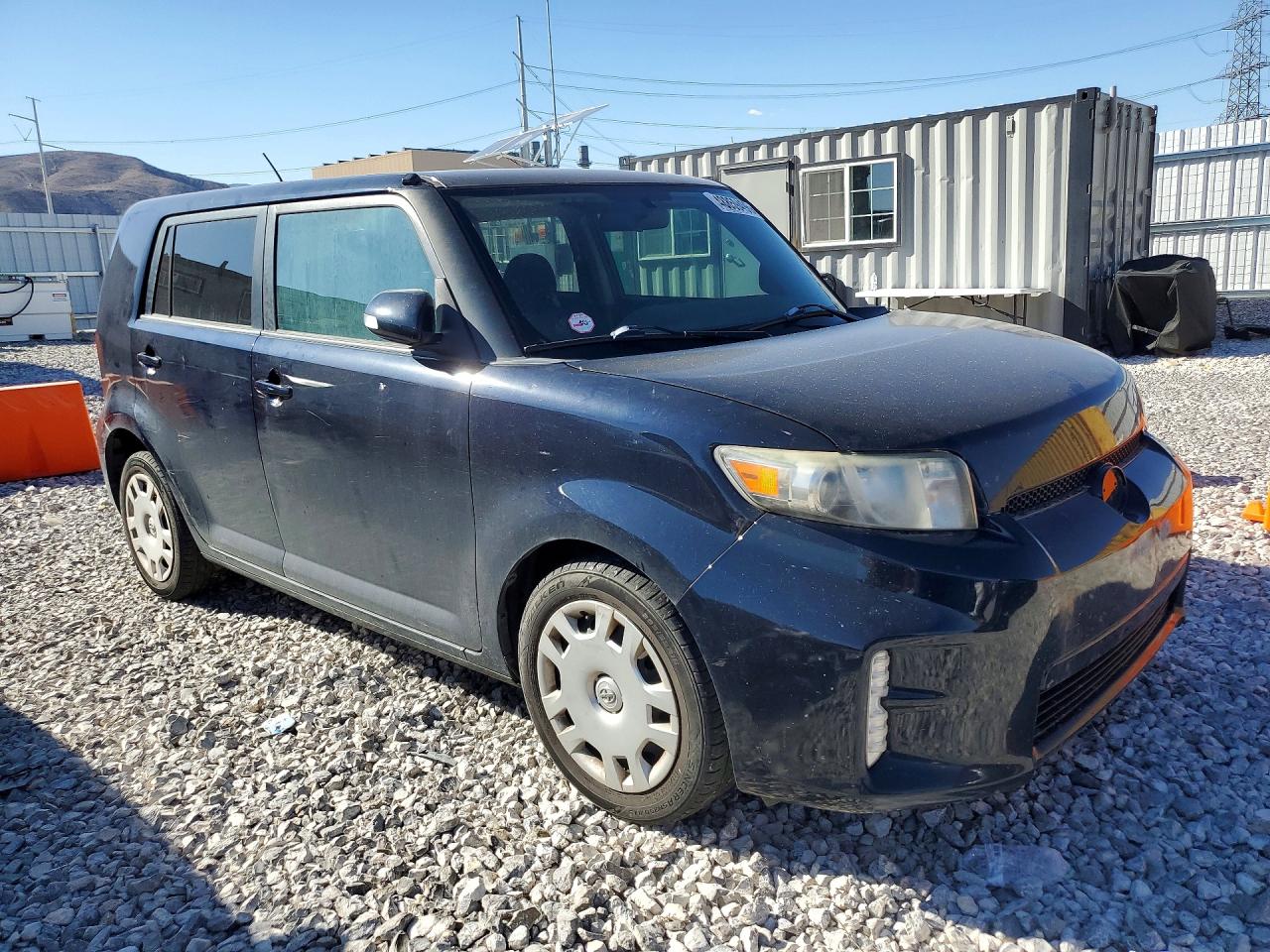 2013 SCION XB BASE