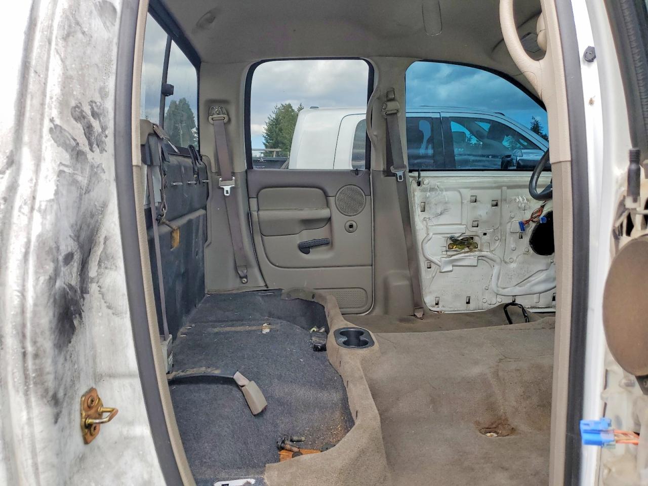 DODGE RAM 2500 2005 — 12