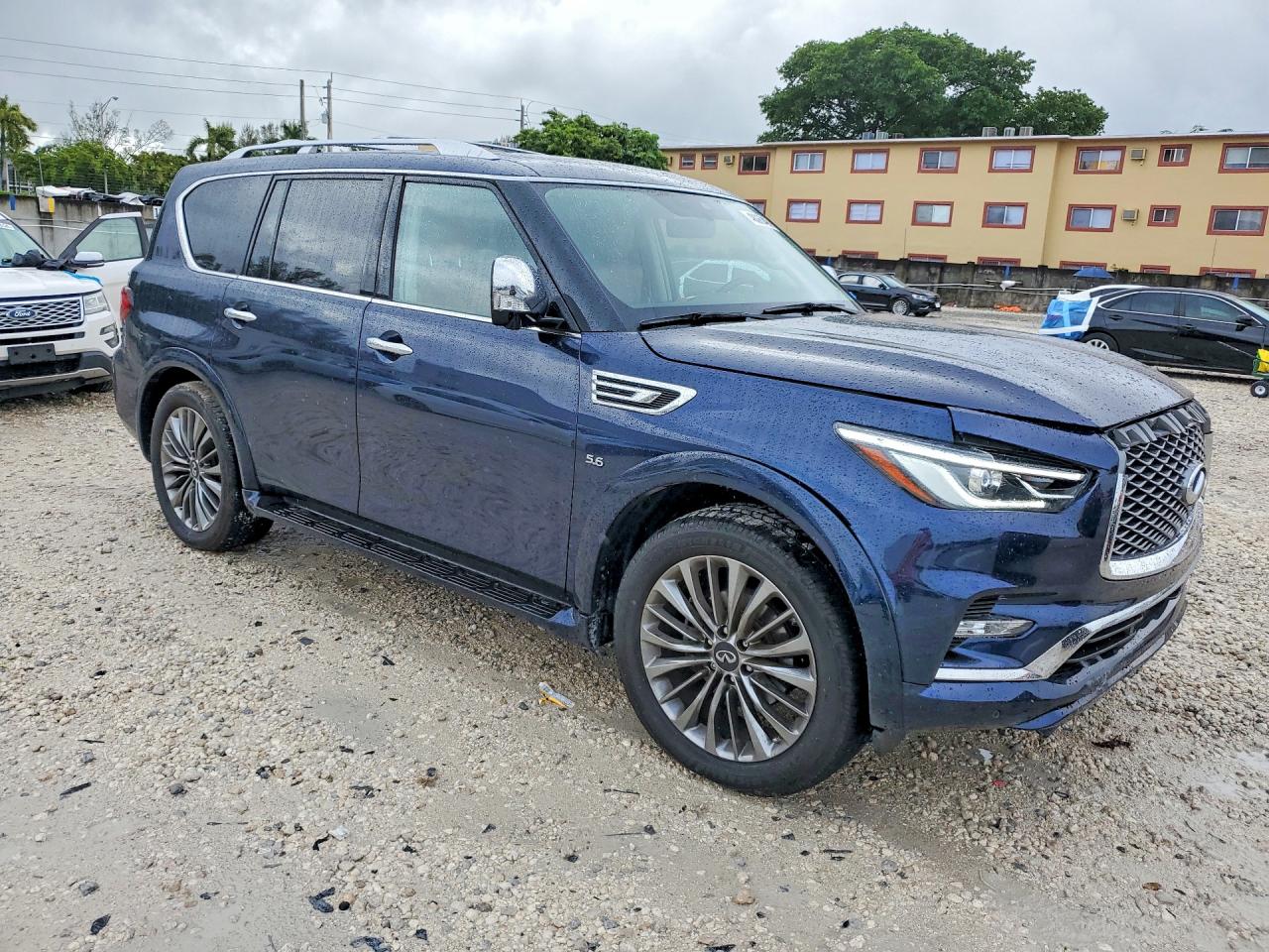 2020 INFINITI QX80 LUXE