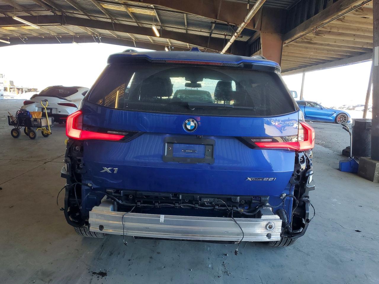 BMW X1 2023 — 7